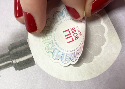 étiquette adhésive en tyvek